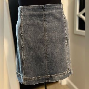 Wonderly Denim Skirt | Fitted Skirt | Mini Skirt
